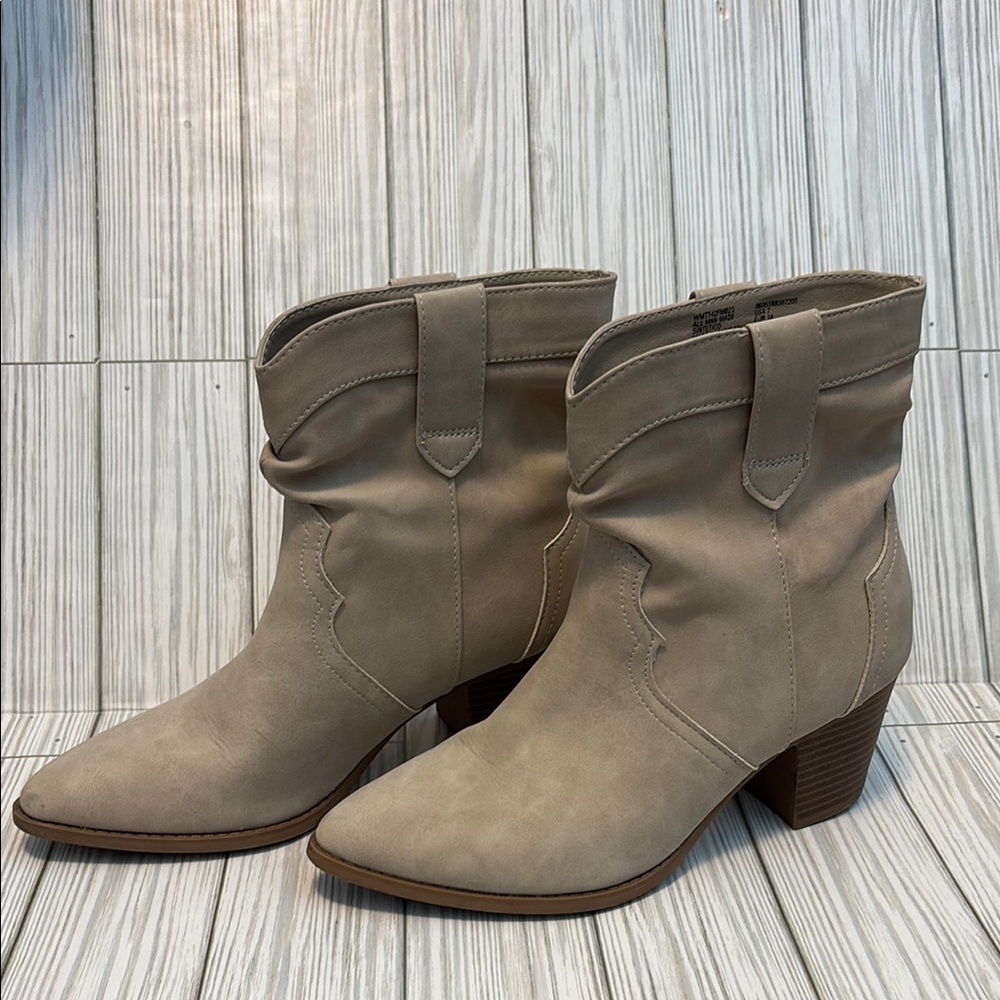 Women's Tan Ankle Boots